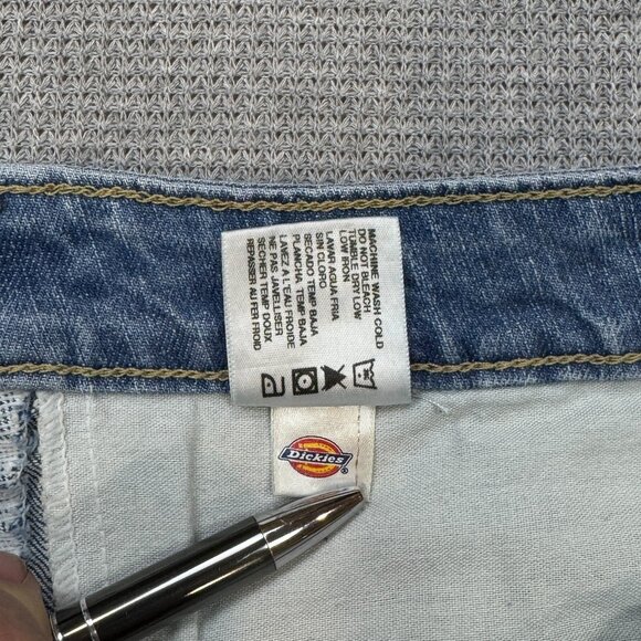 Dickies Womens Blue Denim Bermuda Shorts Mid Rise Flat Front Cotton Blend Size 6 - Picture 8 of 13